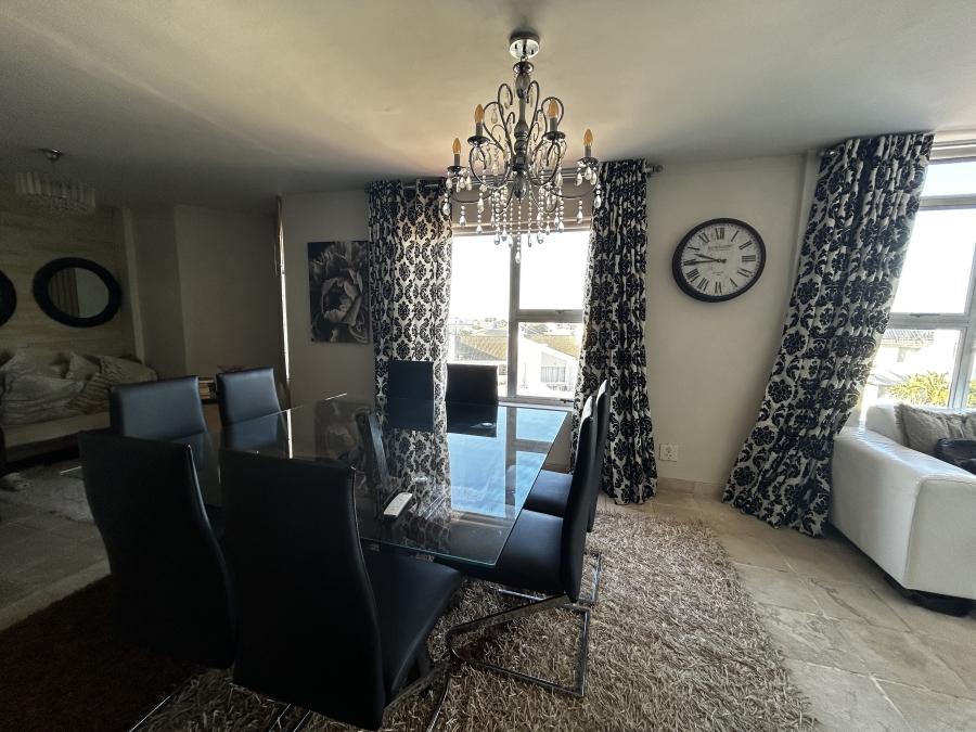 2 Bedroom Property for Sale in Beachfront Western Cape